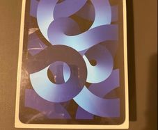 iPad Air (5th Generation)WiFi 64GB Brand New Sealed 1 year Apple Warranty RECEIPT