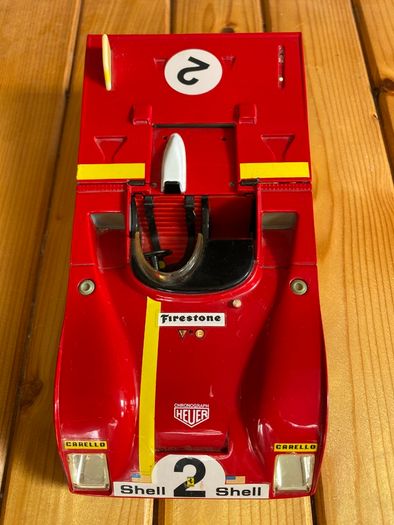COLLECTABLE FERRARI 312 P Boxer 1972 - Vintage diecast 1:18 Scale model