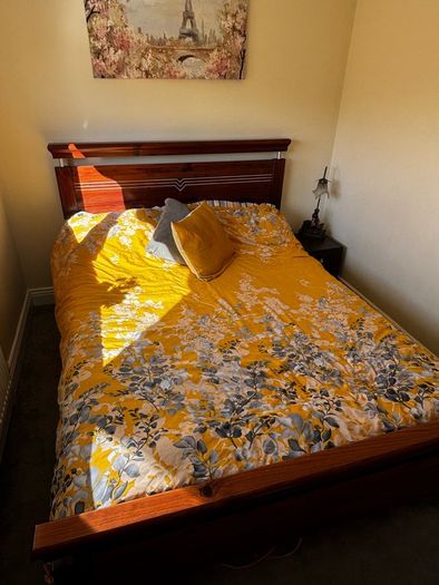 Doubke bed
