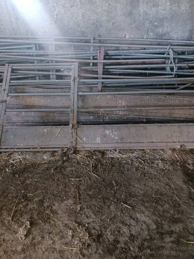 Sheep hurdles