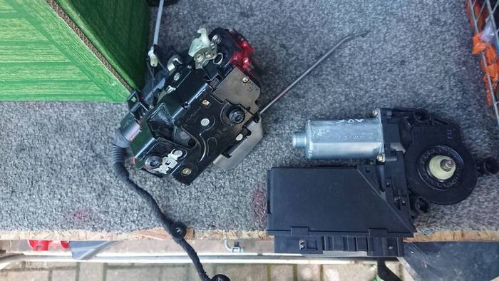 For breaking Audi a4 b6 1.9tdi S-line 6 speed manual, AVF 130HP bumpers  parts breaking,flywheel, clutch kit starter motor alternator engine etc..