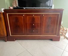 Dressing table