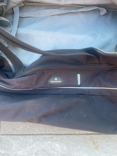 Samsonite Large Travel / Sports Duffel Bag Black