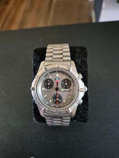 Tag Heuer 2000 CE1111