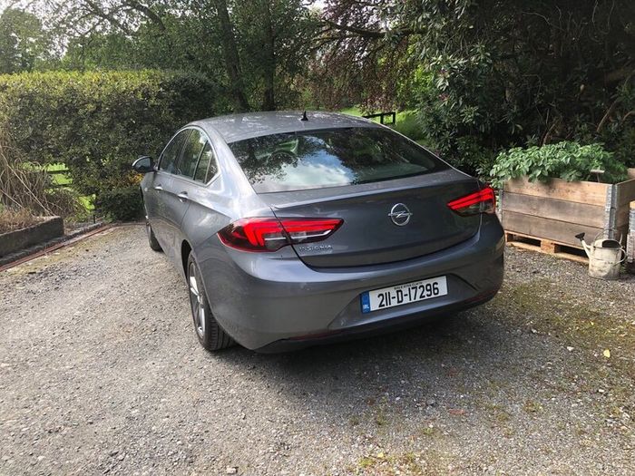 211 Opel Insignia 136 Sri Nav. New Nct 02-27