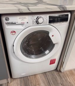 hoover washer dryer | like new