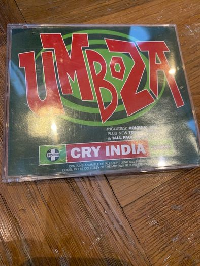 Umboza - Cry India