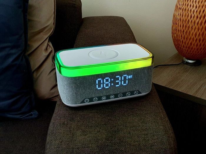 Wireless Charging Alarm Clock/Speaker