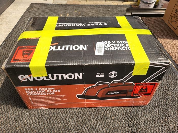 Electric compactor