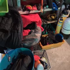 Scuba diving gear