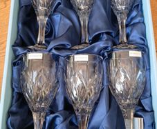 newbridge home 6 wine glasses new in box