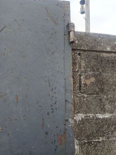 steel gates