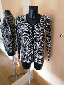 Women's Cardigan REDUCED Animal Print NWT SIZE 16