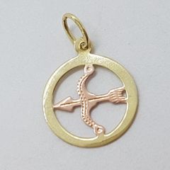 585 14ct two-tone star sign pendant Sagittarius