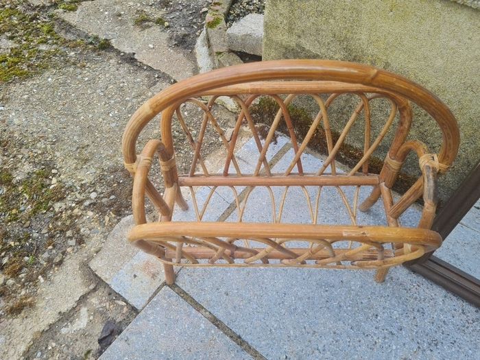 Bamboo Magazine Holder