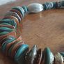 Vintage necklace with turquoise beads. Image 3