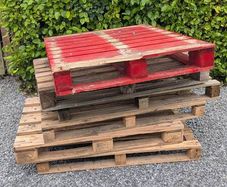 6 Free Pallets