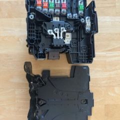 Battery Management Unit Peugeot 9675350280