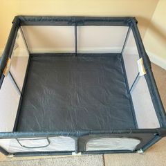 Large playpen