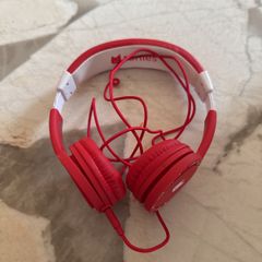 Tonie headphones in red