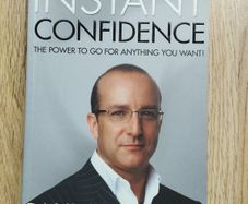 Instant Confidence: The Power to Go for Anything You Want! by Paul McKenna