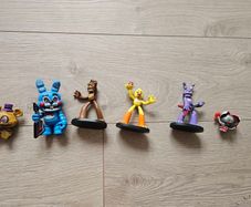 Five nights at Freddy's figures