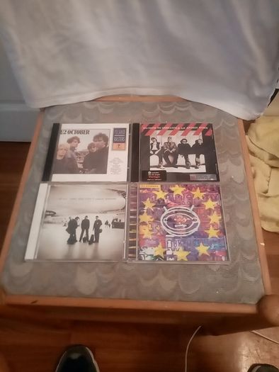 cd U2 / 4 CDs