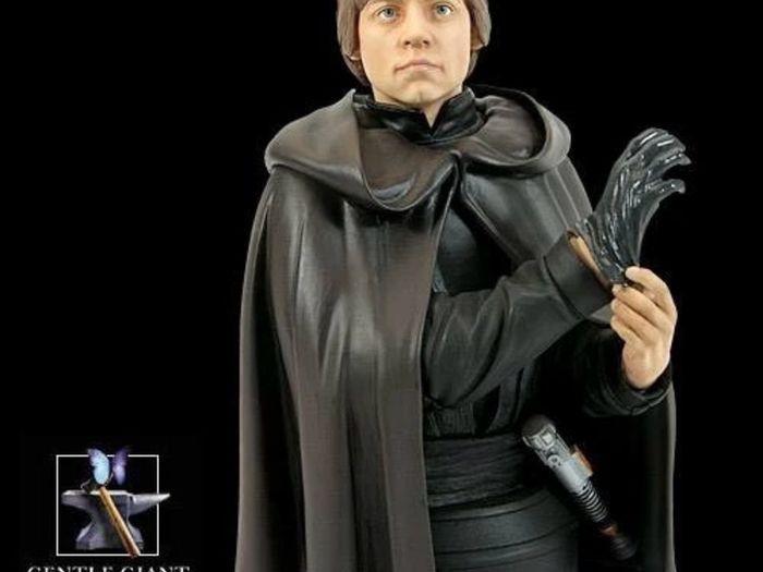 Star Wars Luke Skywalker Jedi Knight Statue Bust by Gentle Giant (Not Hot Toys or Sideshow)