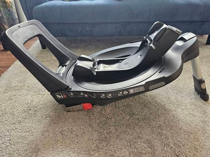 Britax romer i-size car seat with isofix
