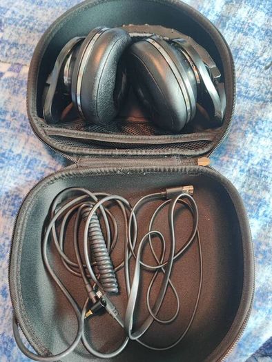 BLUEDIO UFO PLUS Bluetooth headphones