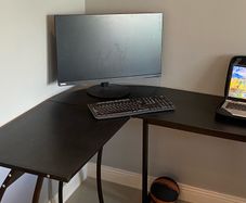 Computer desk