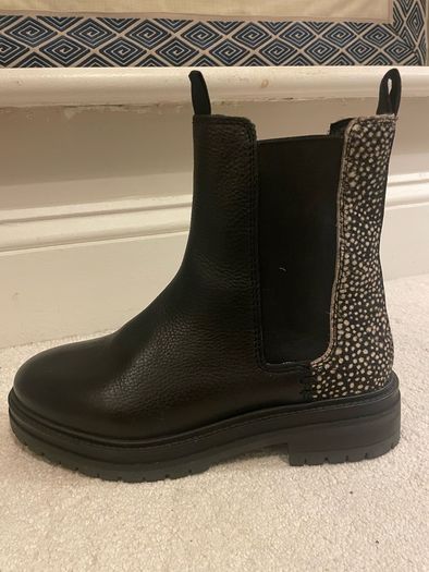 Leather chunky Chelsea boot