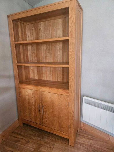 Solid Oak Dresser/  Cabinet