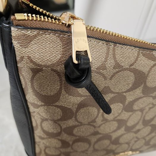 coach bag (authentic) NEW