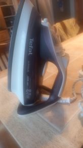 Tefal ultraglide steam iron