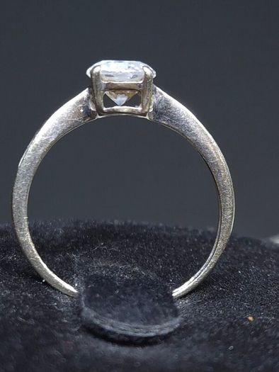9ct White Gold Solitaire Ring 51.5 | Hallmarked 375