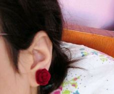 Clip on red rose earrings