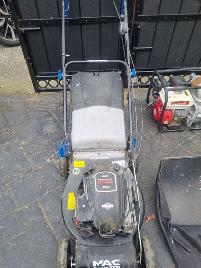 lawnmover  self drive works perfect