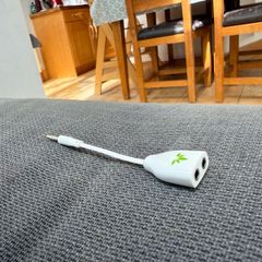 headphone splitter