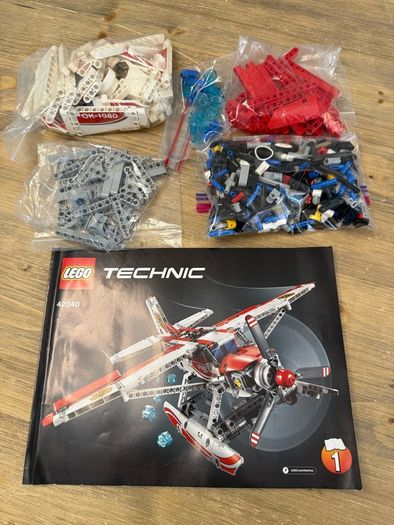 Lego 42020 Technic Fire Plane
