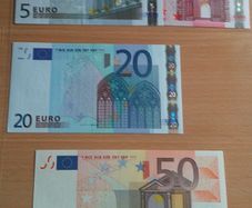 4 x Trichet Euro Notes