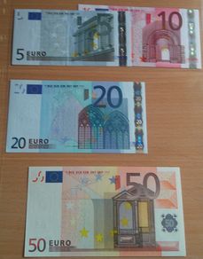 4 x Trichet Euro Notes