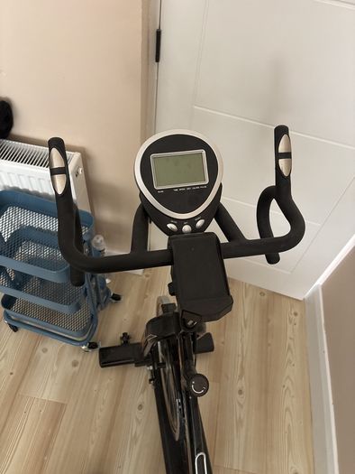 Spin bike