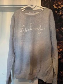 Custom Made Weekend Sweater Size L