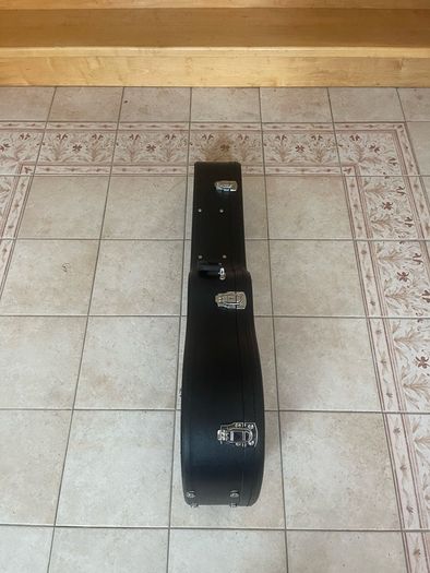 acoustic guitar hard case