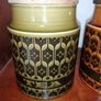 Hornsea storage jars by 2 Image 3