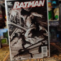 Batman ! issue #654 ! Monochrome Cover ! 2006 ! by DC Comics !