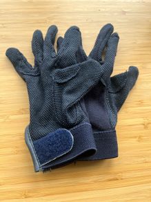 riding gloves