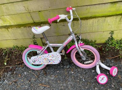 Girls bike 14 inch wheels
