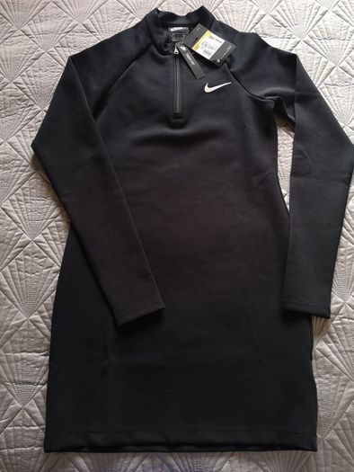Nike long sleeve 1/4 zip dress